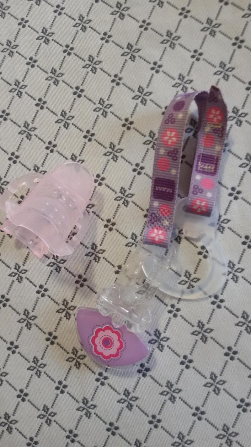 Custodia per Ciuccio con Clip per Bambino 2 Pezzi di Porta Succhietto a Cubo Chiusura per Appendere Scatolina per Pannolini Passeggino Ciondolo per Ciuccio per Neonato 4 x 2,5 x 3 Pollici Custodia per Ciuccio con Clip per Bambino 2 Pezzi di Porta Succhietto a Cubo Chiusura per Appendere Scatolina per Pannolini Passeggino Ciondolo per Ciuccio per Neonato 4 x 2,5 x 3 Pollici
